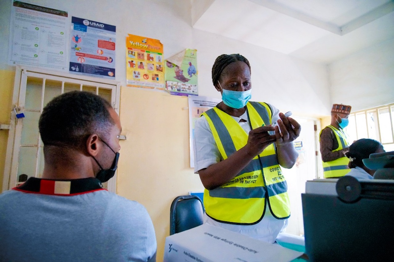 Le financement de l’Union européenne renforce la vaccination contre la COVID-19 en Afrique