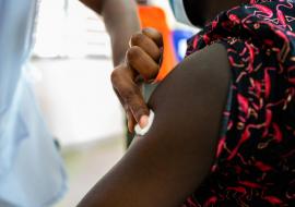 Expanding COVID-19 vaccination in Cote d'Ivoire