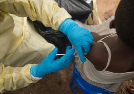 La République démocratique du Congo lance la vaccination contre Ebola