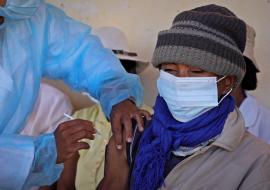 COVID-19 : Madagascar lance une campagne de vaccination de 100 jours
