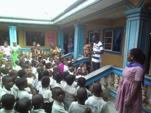 WHO LGA Facilitator  in sensitization meeting with teachers and pupils in a Yenagoa Primary school