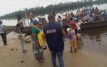 Vaccination exercise in stop-over boat  with villagers from Ifiang ayong beach, Bakassi LGA  to Cameroon,.jpg
