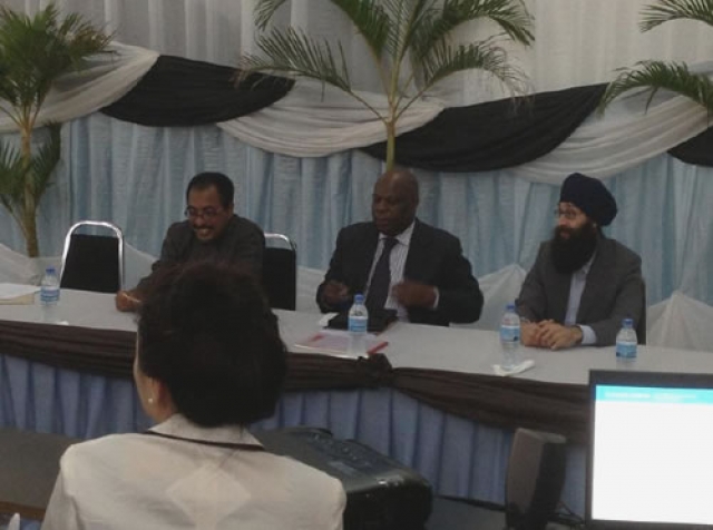 The Deputy Minister for Health and Social Welfare, Dr Seif Rashid, the WHO Representative, Dr. Rufaro Chatora and Dr. Prabhjot Singh, co-chair of the One Million CHW Campaign during the workshop at the Tanzanian Training Centre for International Health (TTCIH) in Ifakara.