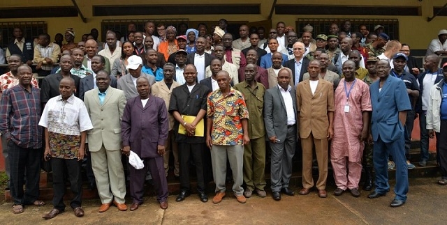 Acteurs des niveaux central et opérationel et partenaires participants à l'atelier de renforcement de la surveillance épidémilogique