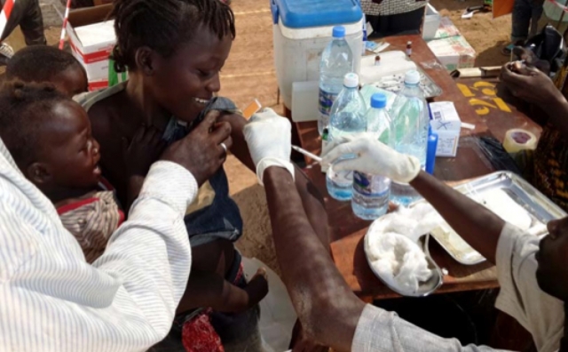 Une vie partielle d'un site de vaccination intégrée contre la rougeole et la poliomyélite