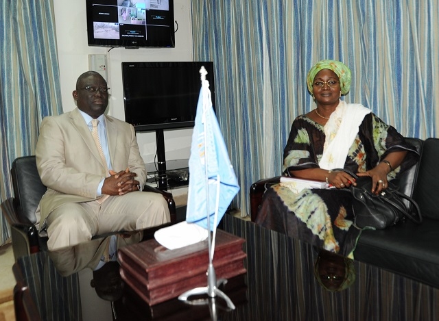 En tête à tête Mme l’Ambassadrice du Bénin et le Représentant de l’OMS