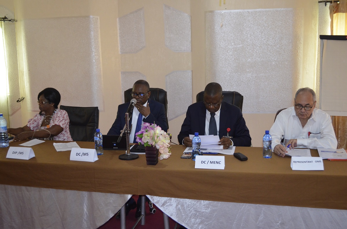 De gauche à droite, Mme Eunice PEDRO FANOU (DIP), Dr Lucien TOKO, DC/MS, M. Serge AHISSOU, DC/MENC et Dr Jean-Pierre BAPTISTE, (OMS/Bénin