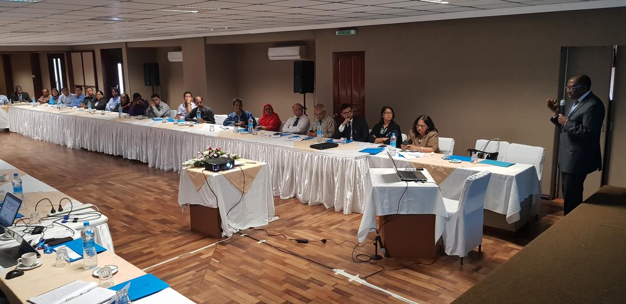 Dr Tapko providing technical support to the health professionals and other key stakeholders in view of formulating the Blood Policy and develop the Strategic Framework of Action for Blood Service for Mauritius