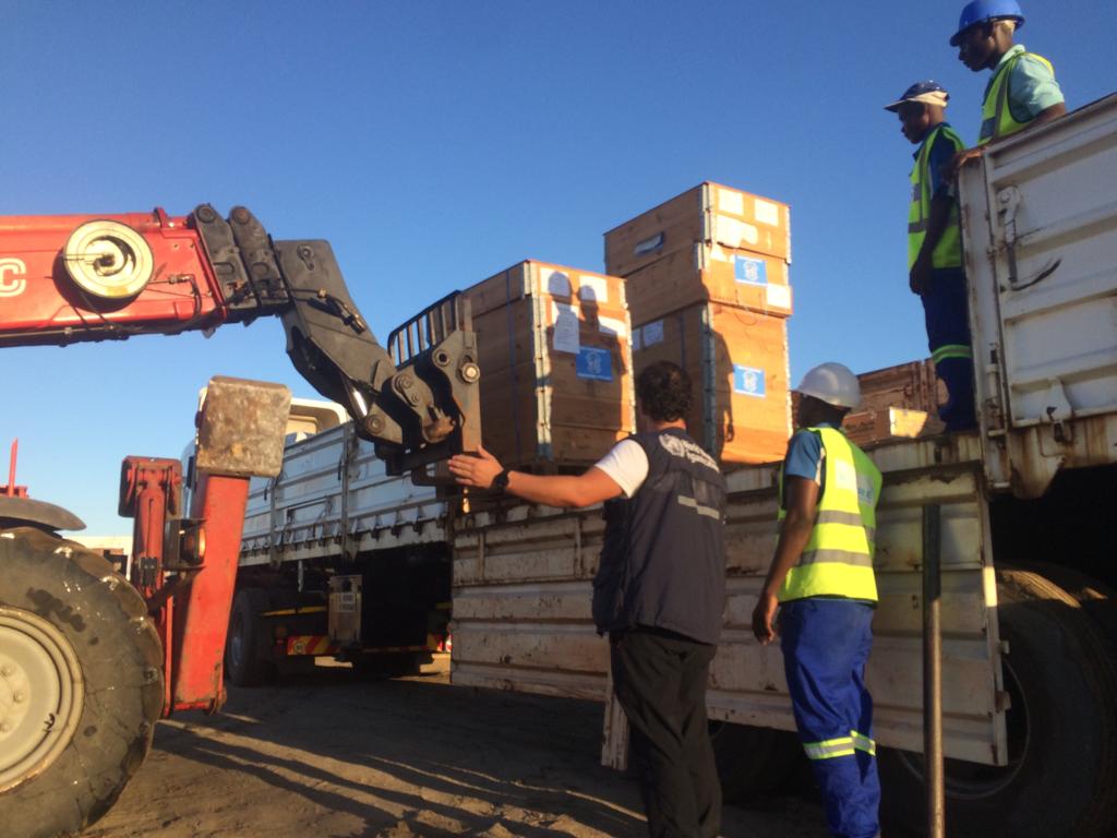 WHO-EMERGENCIES-LOADING OF EMERGENCY ITEMS IN BEIRA FOR PEMBA JEROME SOUQUET