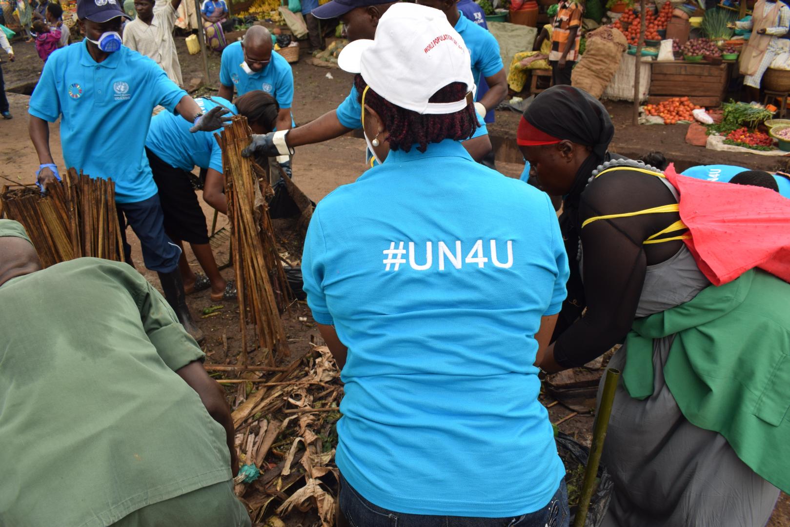 UN staff participating in Kalerwe Market to commemorate an UN day 2018