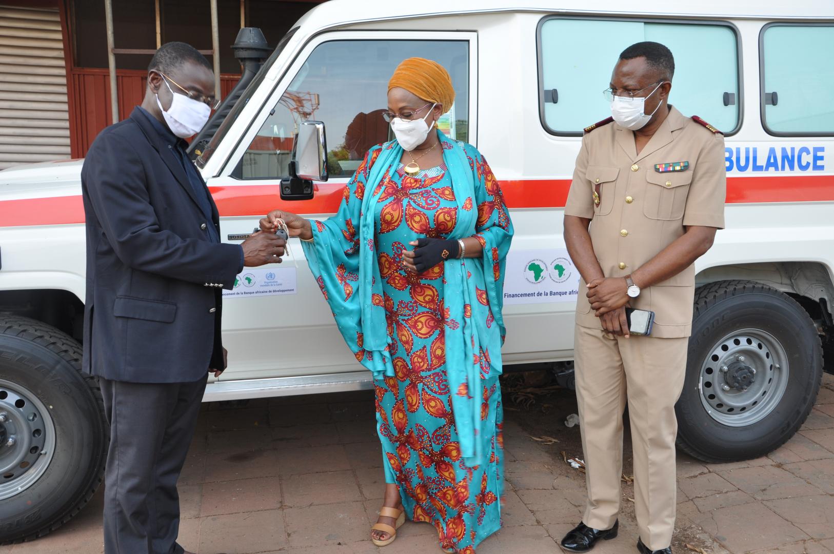 Remise des matériels de protection Mr le Ministre de la Santé, de l’Hygiène Publique