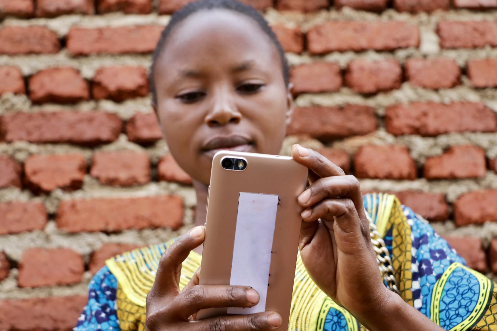 Battling COVID19 rumours and hoaxes in Angola WHO Regional Office