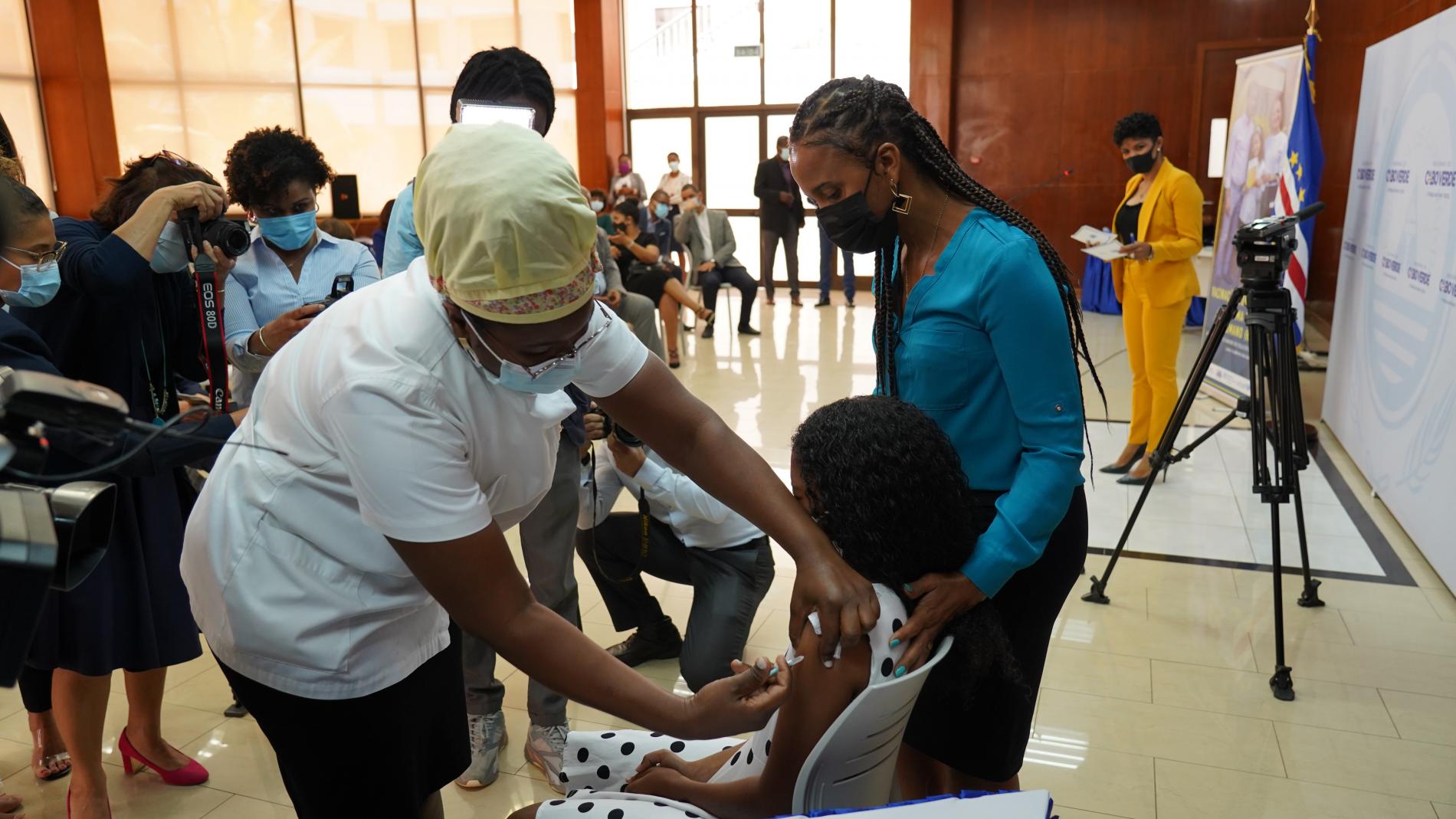 Vaccination campaing Cabo Verde