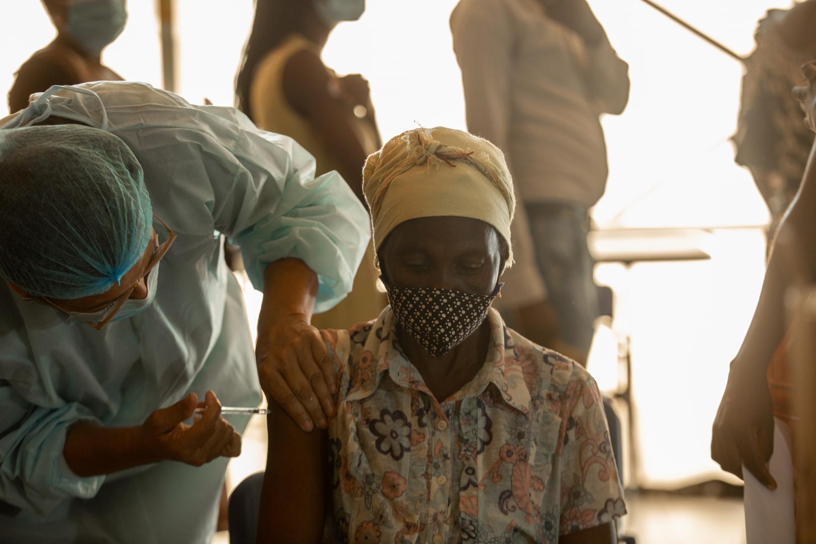 Inside Angola’s ‘exemplary’ COVID-19 vaccination hubs 