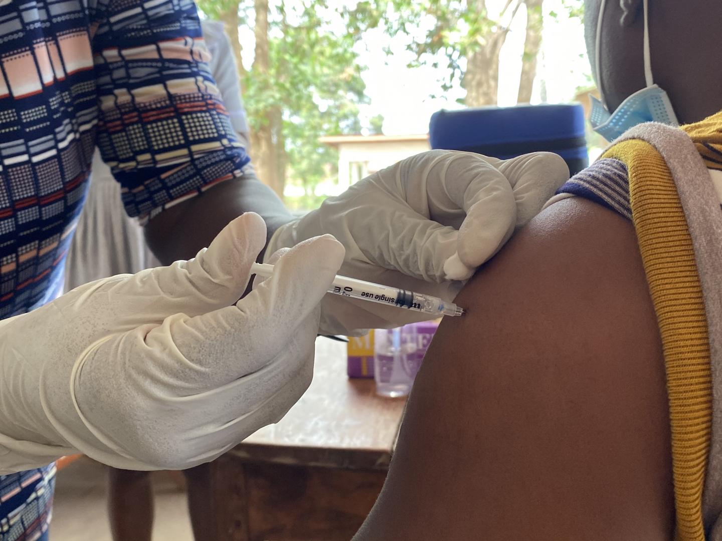 Second dose Ebola vaccination underway in Sierra Leone