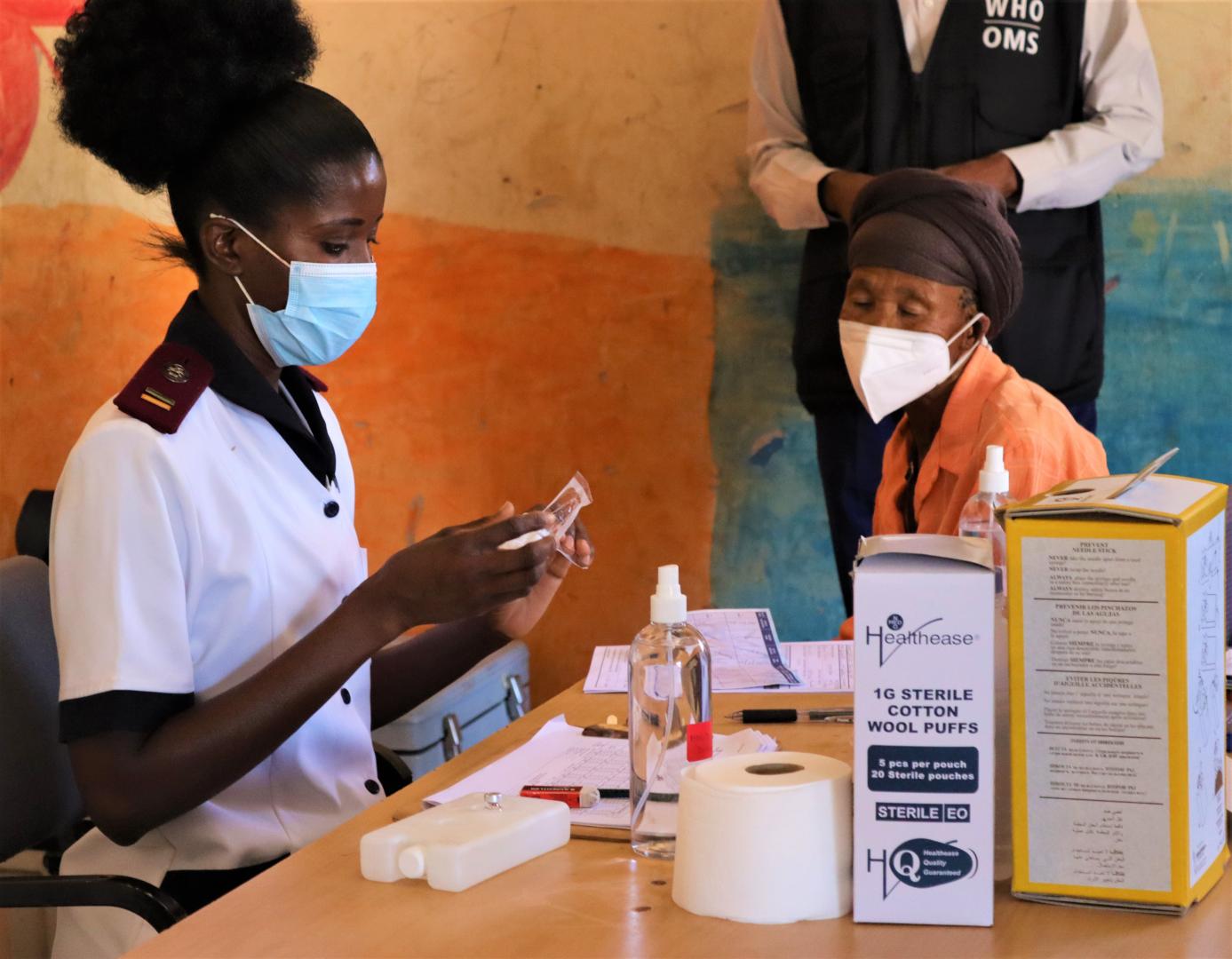 Mobile vaccination site in Drimiopsis in the Omaheke Region 