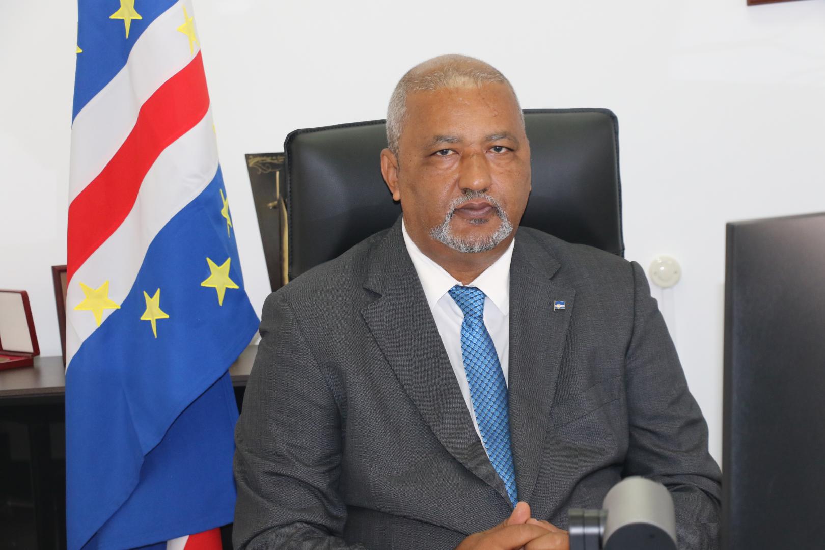 Ministro da Saúde de Cabo Verde, Arlindo do Rosário