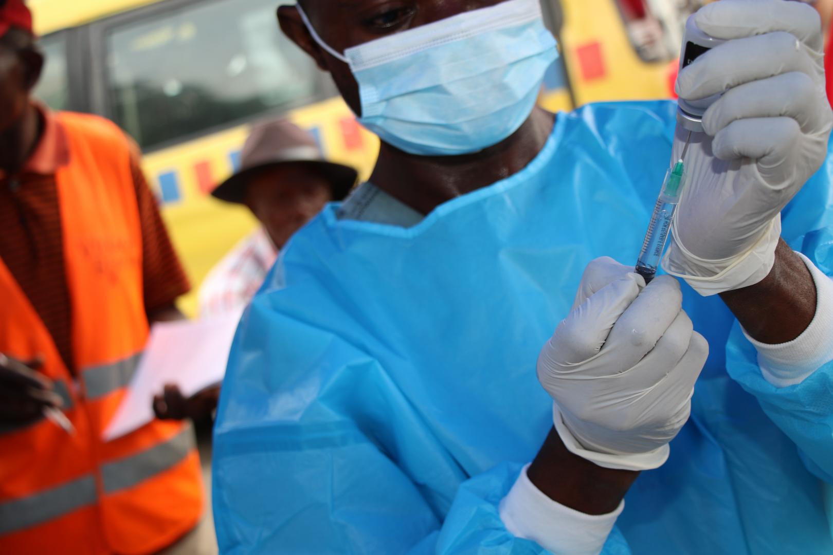 La RDC intensifie la vaccination contre la COVID-19 auprès des personnes hautement prioritaires, avec le soutien de l'ONU - .JPG