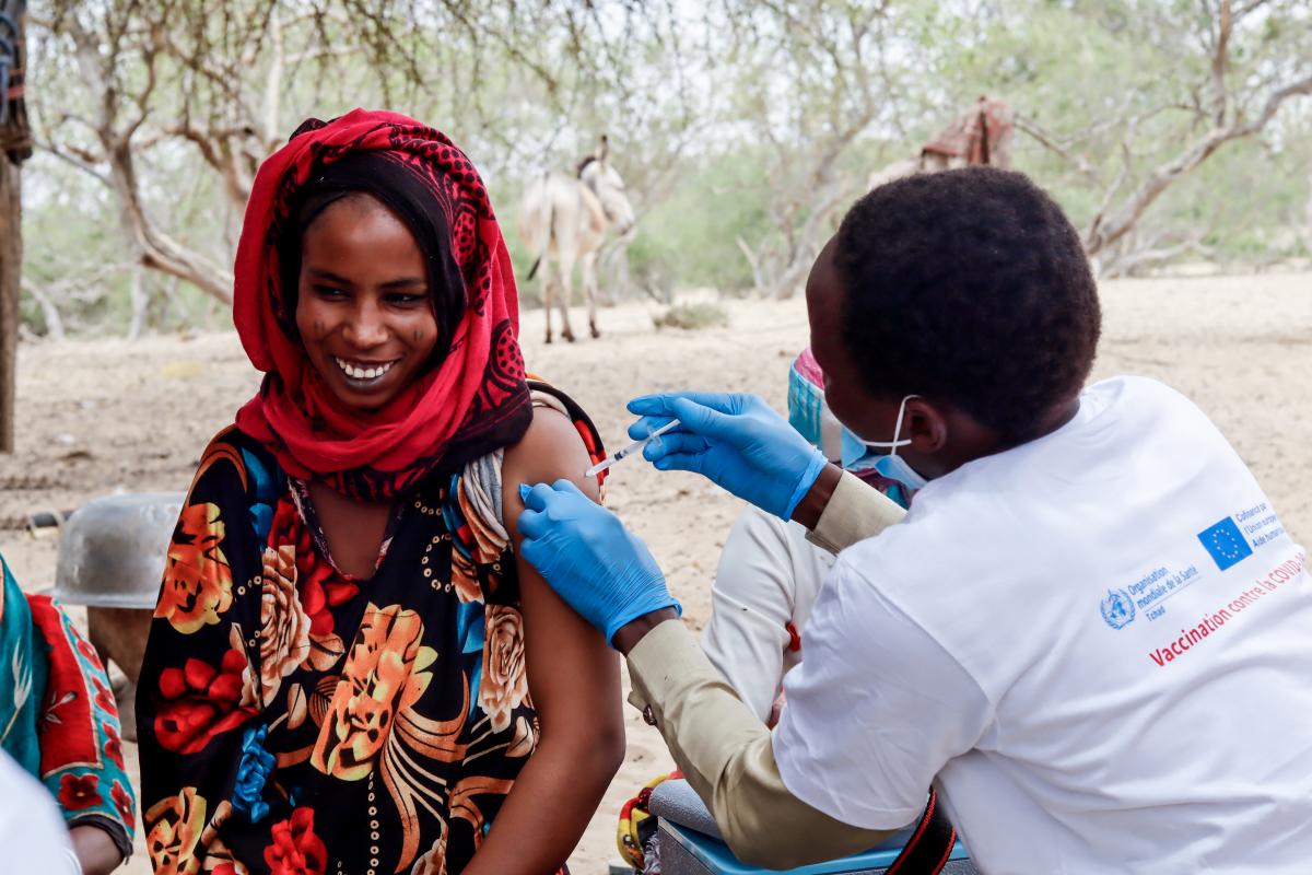 In Chad, mobile clinics bring COVID-19 vaccination to vulnerable groups