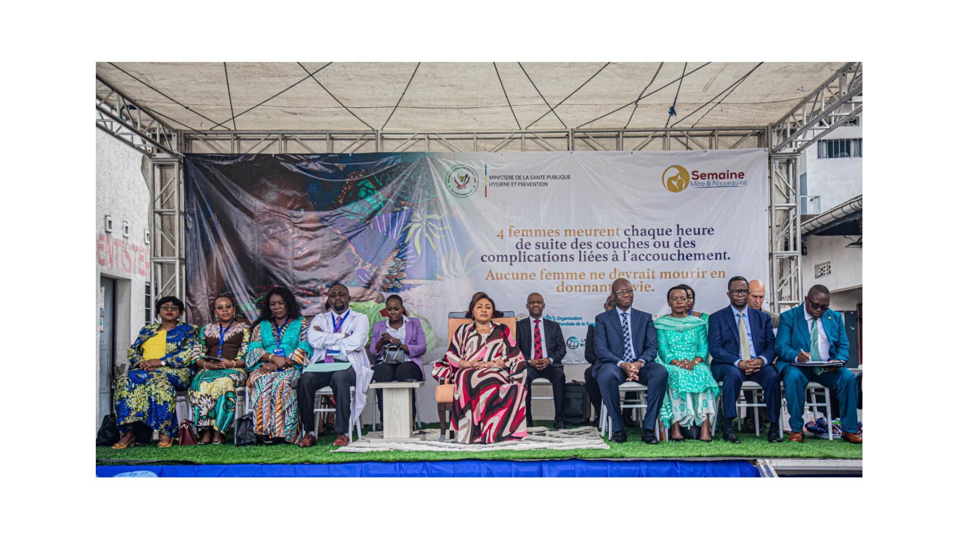La Distinguée Denise Nyakeru Tshisekedi, Première Dame de la RDC, lors du lancement de la Semaine de la Mère et du Nouveau-Né en RDC, en présence du Ministre de la Santé, du Coordonnateur national de la Couverture santé universelle et des partenaires H+6