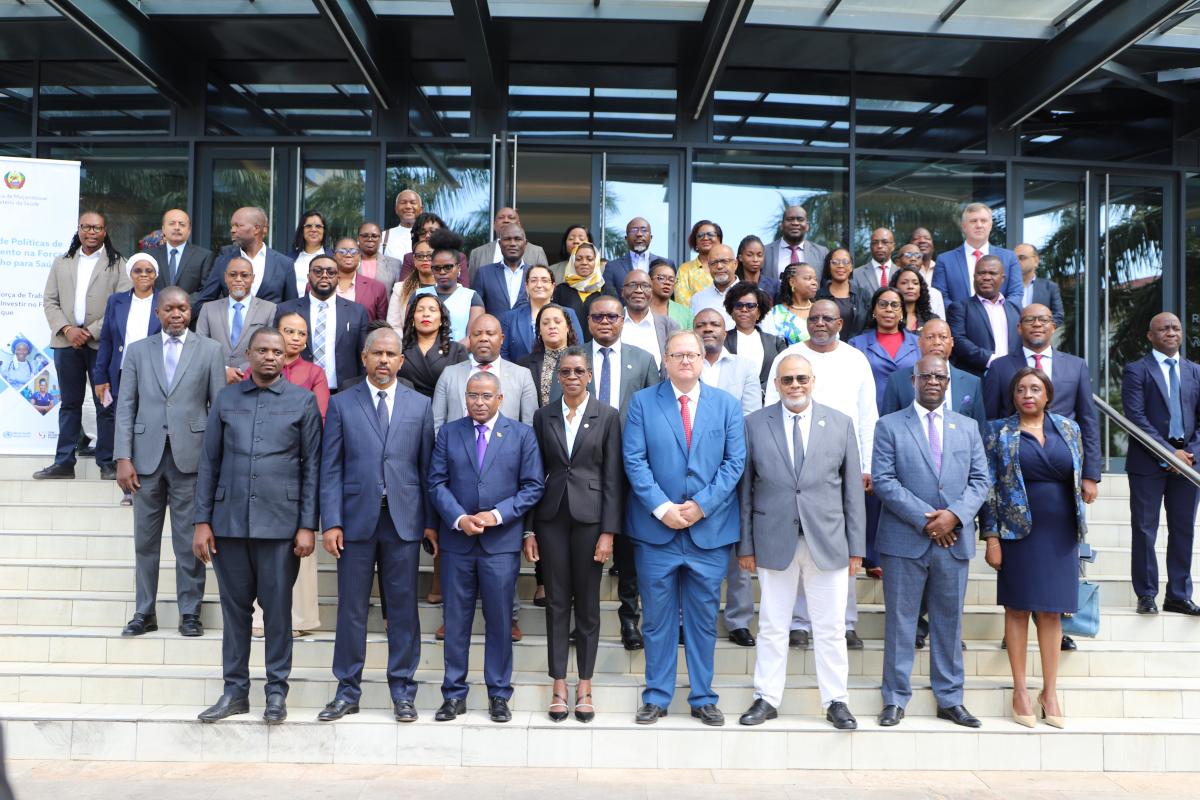 Group photo with all the meeting attendees