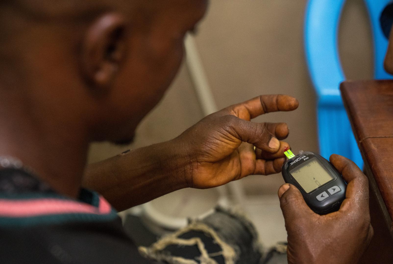Est de la RDC : un soutien qui renforce la sensibilisation et l’autonomisation des patients face au diabète