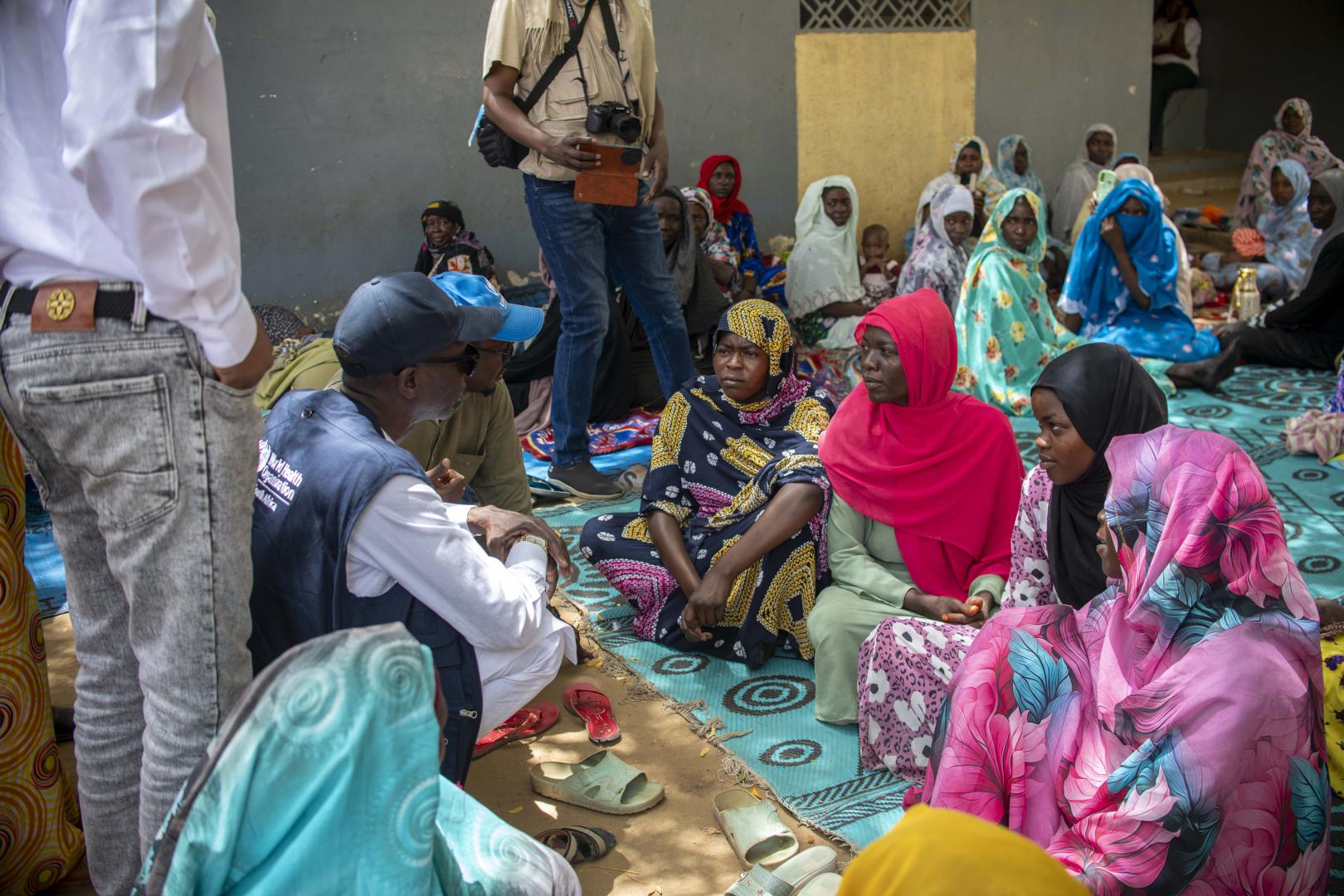 Au Tchad, le Directeur régional de l’OMS témoigne des défis et de la résilience des réfugiés