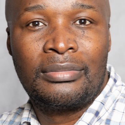 Portrait of Dr Tawanda Zininga