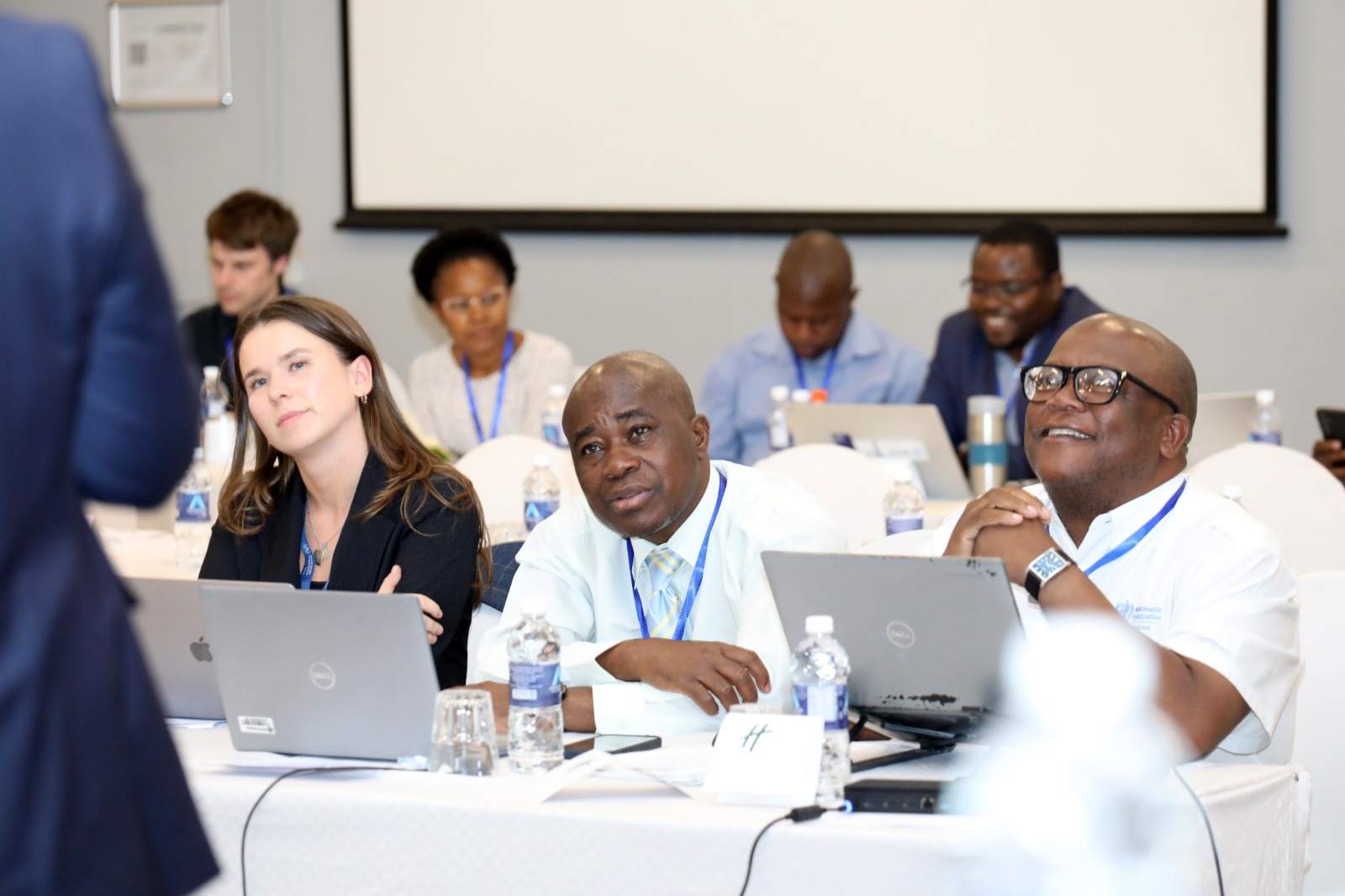 De la visión a la acción: Zimbabwe lanza su Instituto Nacional de Salud Pública | OMS