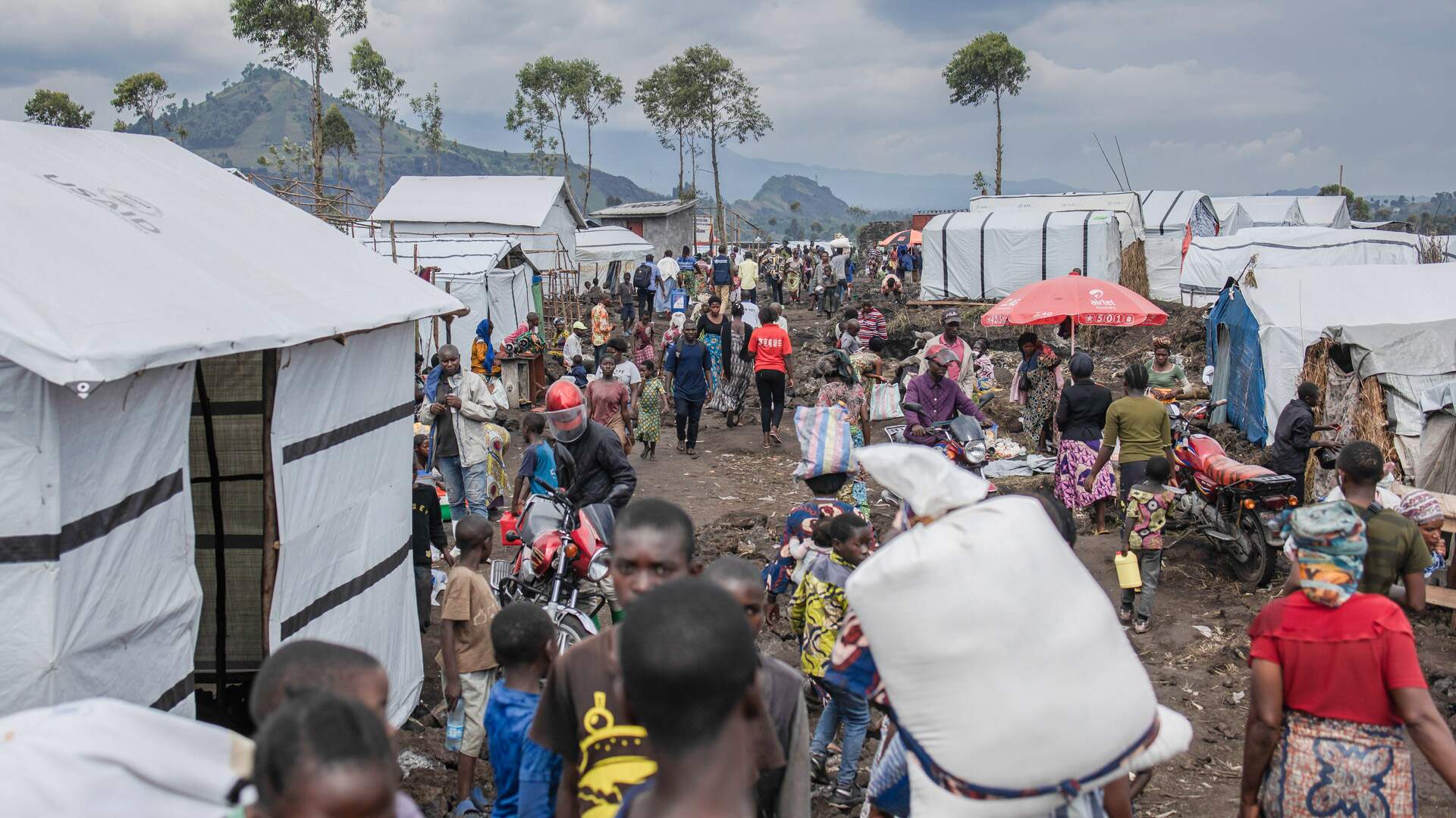 People who have fled their homes due to conflict find themselves in crowded camps for internally displaced people, with poor access to hygiene and sanitation. These conditions are ripe for cholera to thrive. Photo from March 2023 of the Bulengo camp in North Kivu. Credit: WHO / Guerchom Ndebo