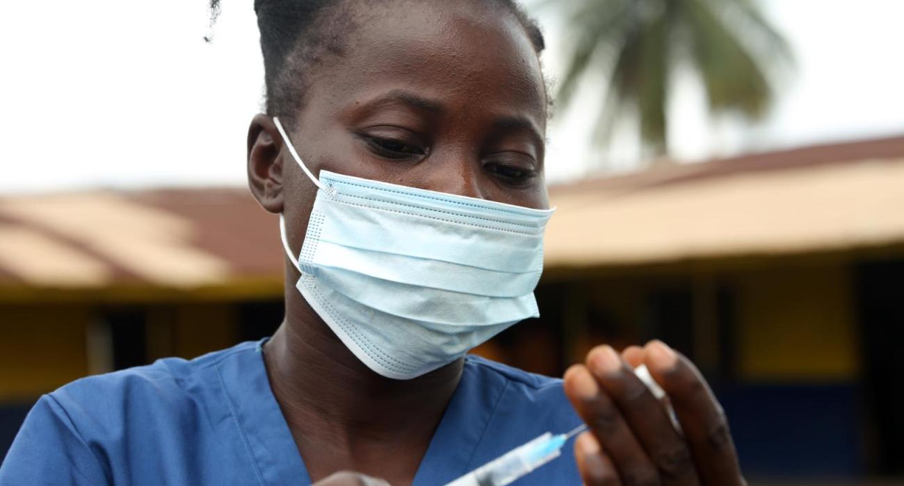 Au Libéria, les vaccins anti-COVID-19 sont intégrés à la vaccination de routine