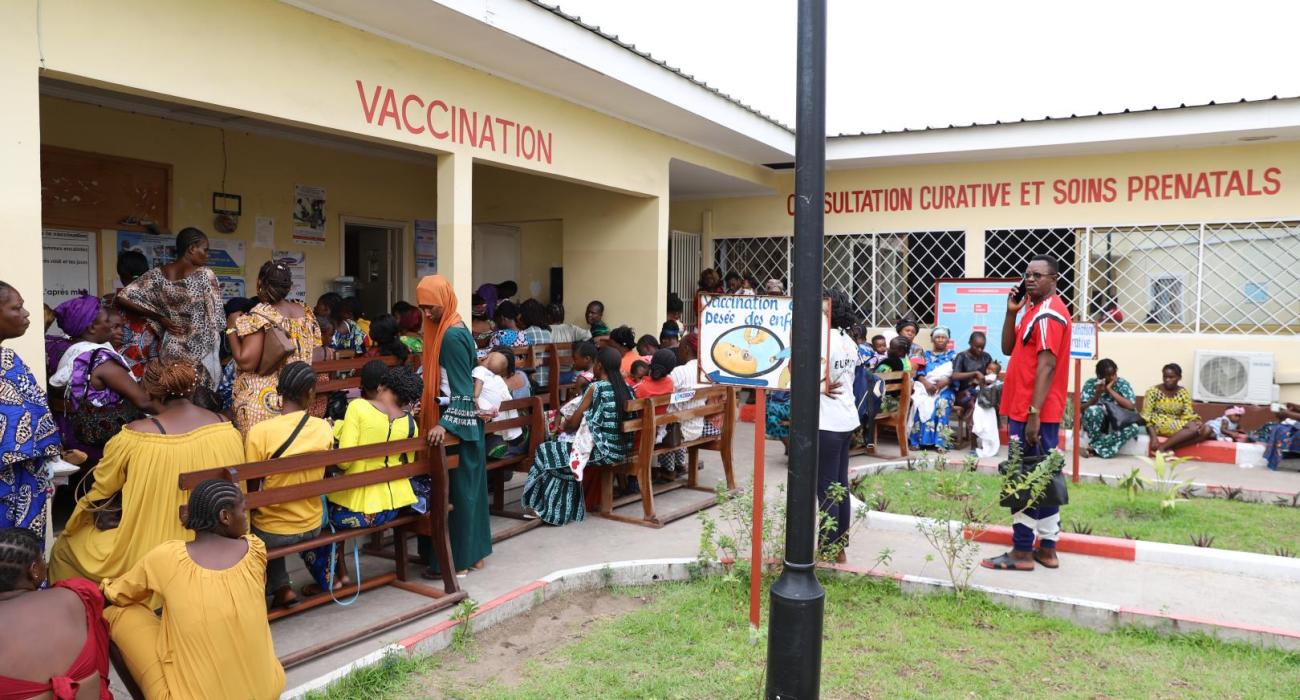 Séance de vaccination dans le centre de santé intégré Marien Ngouabi de Talangai