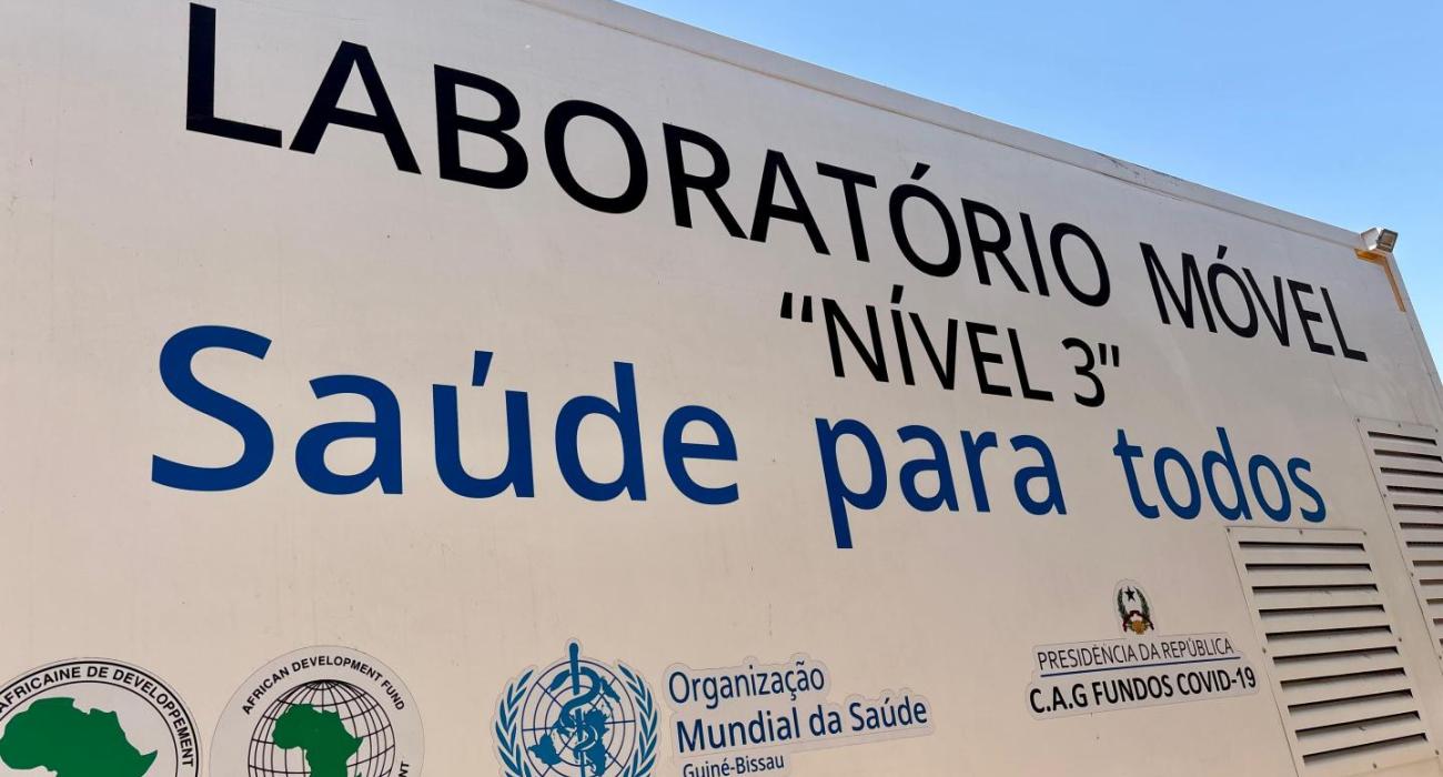 Sistema de saúde da Guiné-Bissau recebe unidades móveis, equipamentos e insumos médicos