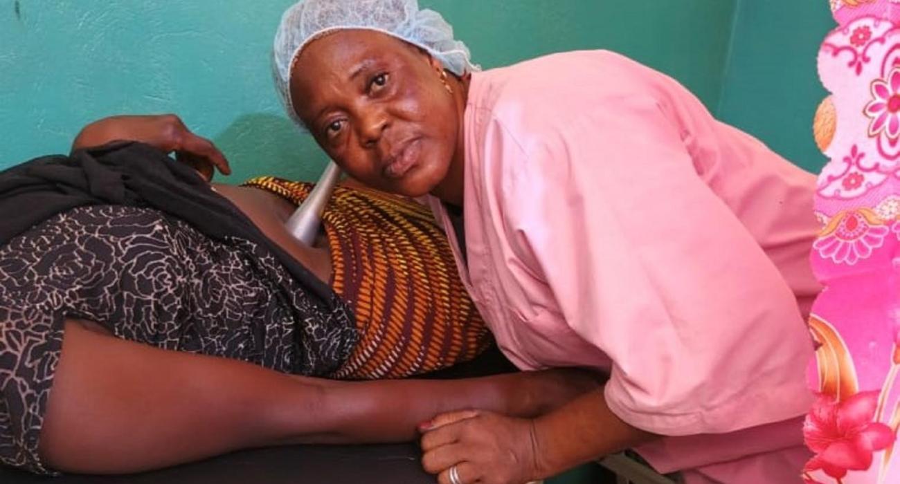 Tantie Hawa, une sage-femme au cœur de la vie communautaire à Konindou
