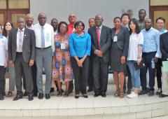 Group photo RD with civil society, after a meeting