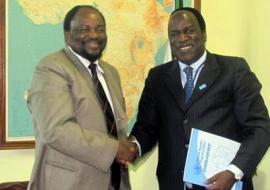 WR Zimbabwe, Dr David Okello and the Honorable Minister of Foreign Affairs Mr Simbarashe Mumbengegwi shaking hands at the accreditation ceremony