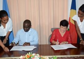 Dr. Karamagi (sitting in for the WHO Regional Director) and Minister Larue (MoH) during the ceremony Photo courtesy Seychelles Nation