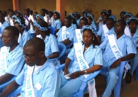 01 Une vue partielle des stagiaires de la 1ère promotion de l EFMS de Parakou