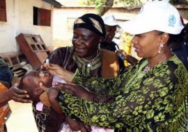 Vaccination d'un enfant à domicile
