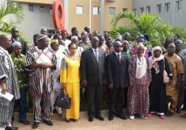 Photo de groupe des participants à la concertation nationale sur la médecine traditionnelle