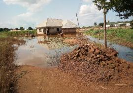  Submerged houses in Achusa settlement of Makurdi
