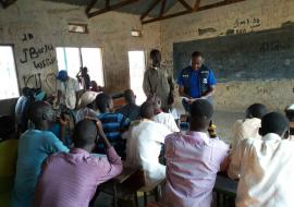 Mr Abdulaziz  Gwarzo  EPI consultant training vaccinators during the phase II meningitis campaign