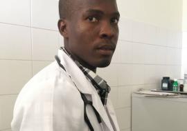 Lionel Caetano António Domingo é Técnico de Medicina Geral na Beira. Lionel Caetano António Domingo é Técnico de Medicina Geral na Beira.