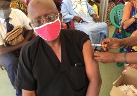 Almamy Kassama wishes his entire family to be vaccinated against COVID-19.