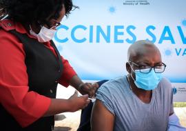 Giving 110%: Eswatini’s early rollout of COVID-19 vaccines