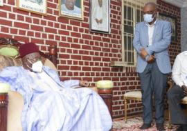 Dr. Walter Kazadi (WR), being welcomed during the visit to the Shehu of Borno. Photo_credit Kingsley Igwebuike_WHO