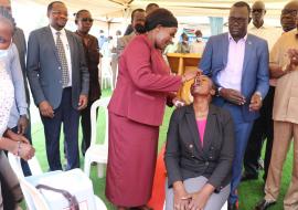 Hon. Minister of Health receiving her first dose