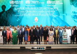 Photo de famille des officiels à la cérémonie d'ouverture