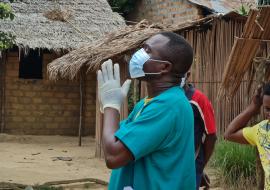 Alors que l’épidémie d’Ebola en République démocratique du Congo est déclarée terminée, l’Ouganda renforce sa riposte
