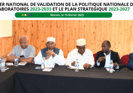 les officiels à l'ouverture de l'atelier Les officiels à l'ouverture de l'atelier